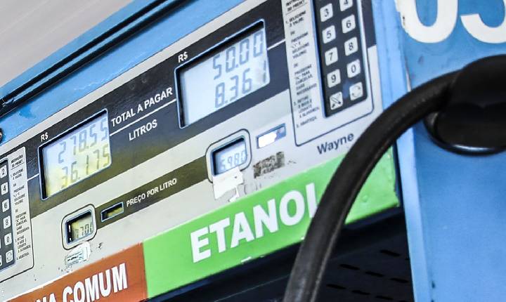 Brasil sentiu menos o aumento do petróleo que outros países, diz Ineep