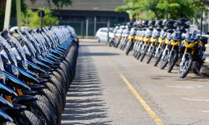 Goiás entrega viaturas e equipamentos para forças de segurança