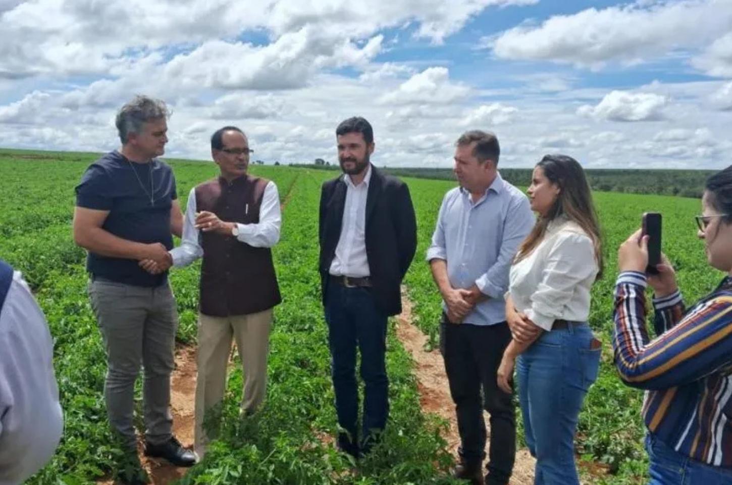 Luziânia se destaca no agro e impressiona ministro da Índia