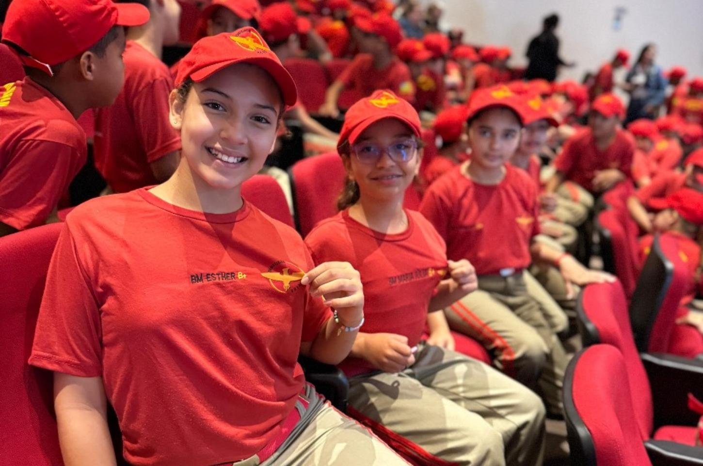 Nova geração de cidadãos: Luziânia celebra início do Bombeiro Mirim