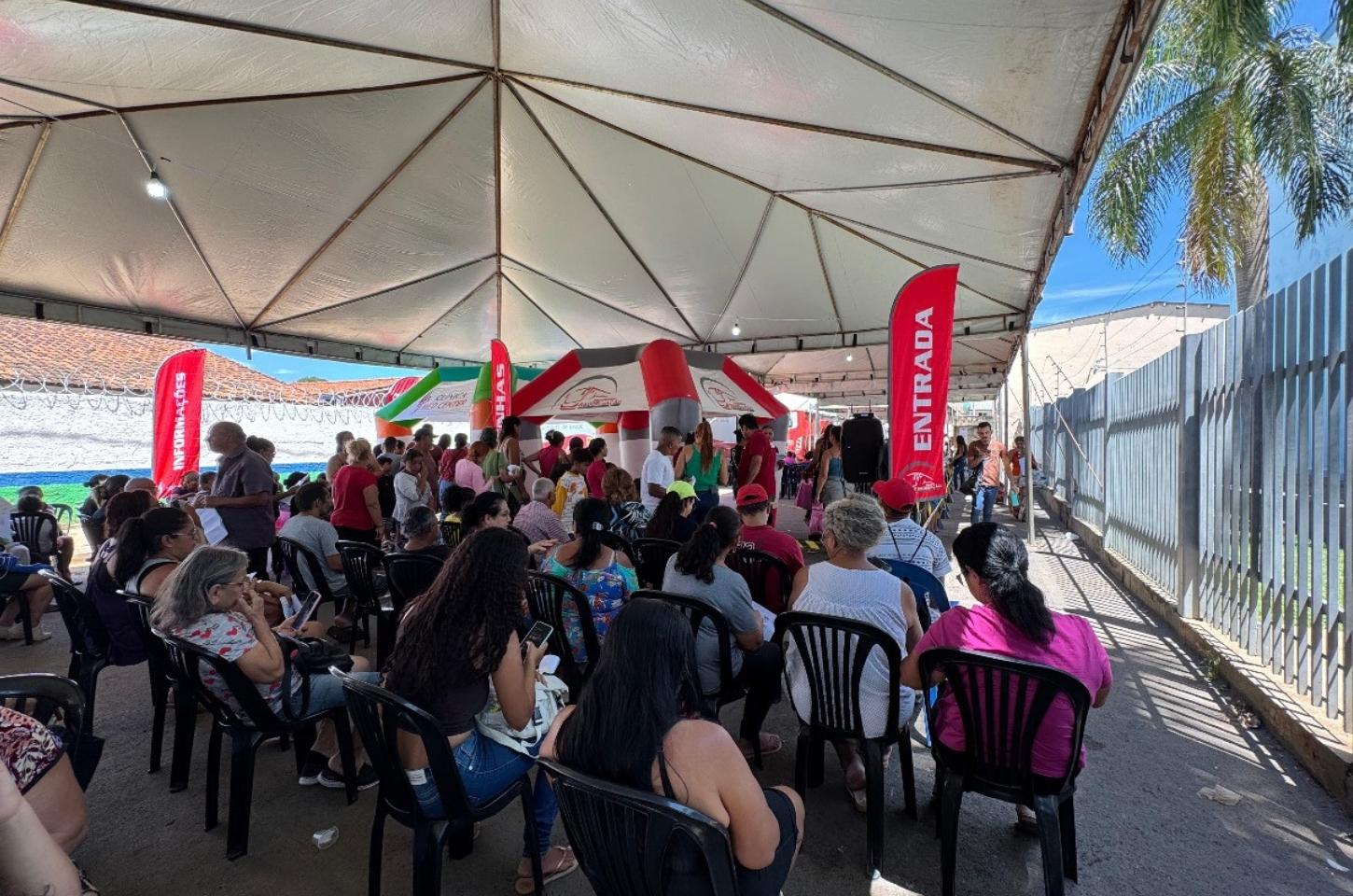 “Saúde na sua porta” leva 300 atendimentos diários ao Jardim Marília