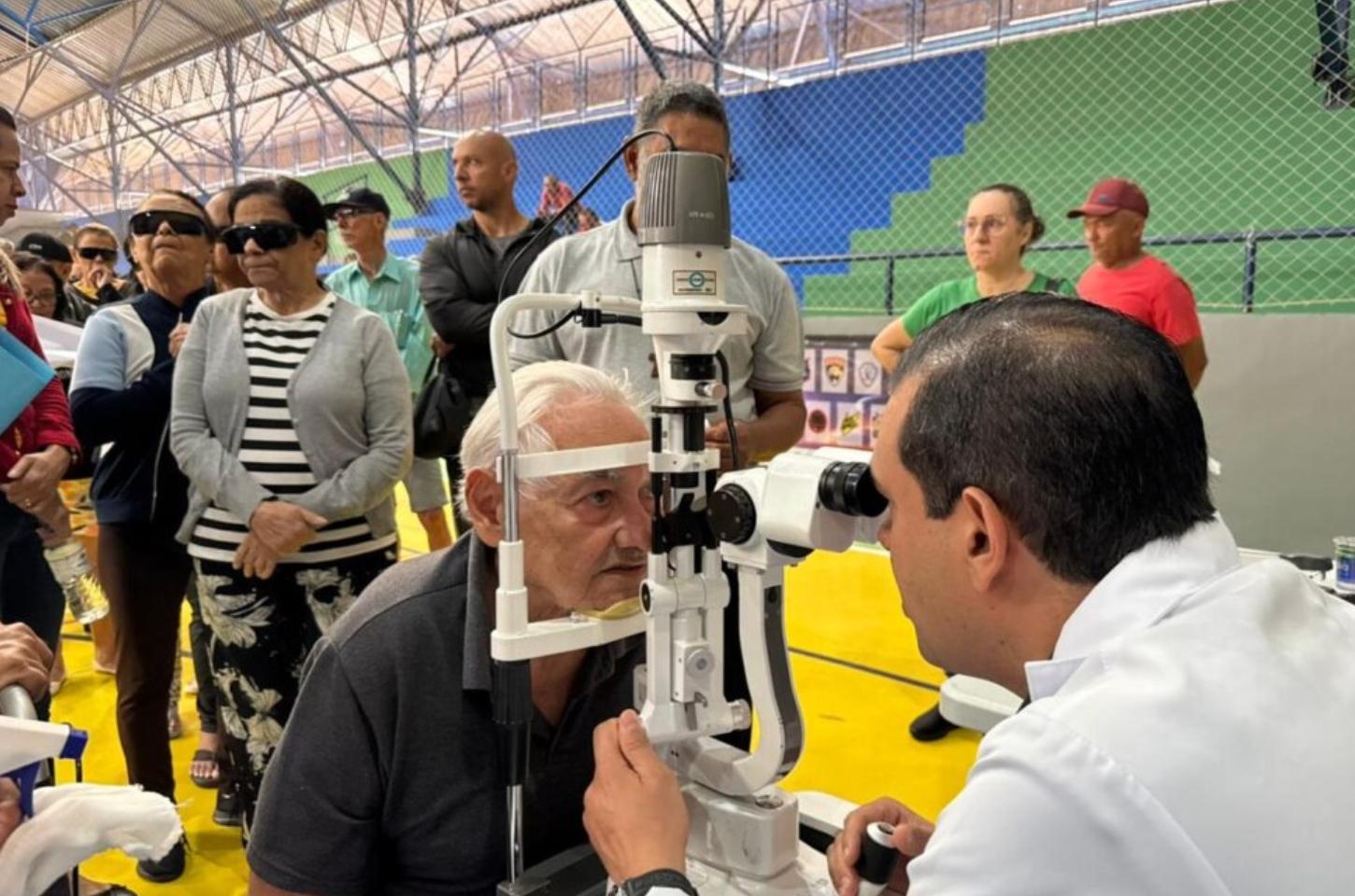 Mutirão de catarata atende mil pacientes em Valparaíso