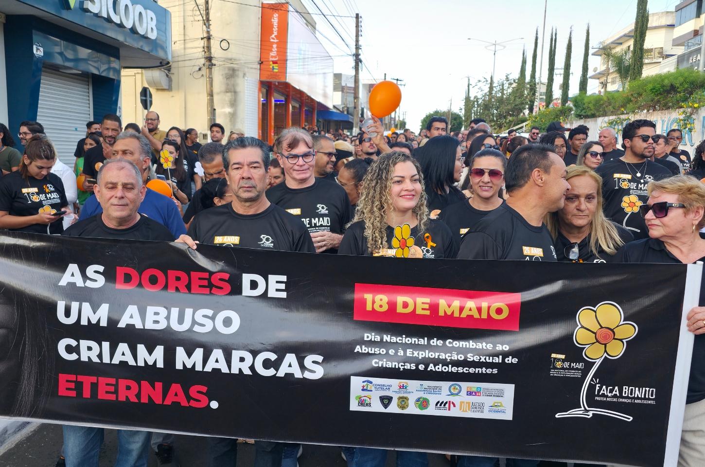 Caminhada marca ações do Maio Laranja em Cidade Ocidental