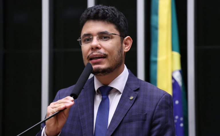 Projeto exige que hospitais divulguem canais de denúncia contra violência a pessoas idosas